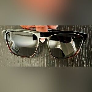 Kreedom District “Be Strong and Courageous” brown & Black combo sunglasses UV400